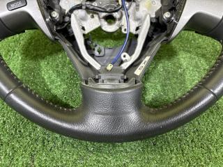 Руль TOYOTA ISIS ZGM10 2ZR-FAE 4510312580 2 ракурс