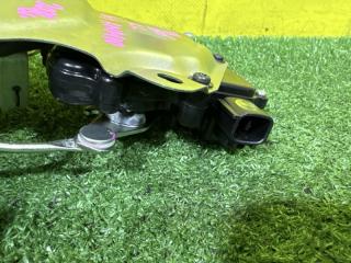 Замок двери левый задний TOYOTA ISIS ANM10 1AZ-FSE 3 ракурс