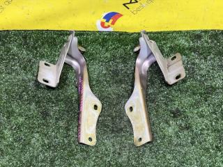 Петля капота NISSAN SERENA HC26 MR20DD 654001VA0A 2 ракурс