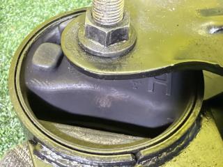Подушка двигателя передняя MAZDA FAMILIA BHA3P B3 B01B39050A 3 ракурс