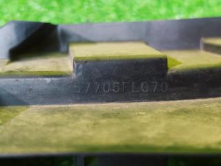 Защита радиатора SUBARU IMPREZA GT2 FB16 57705FL070 4 ракурс