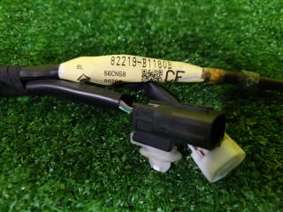 Электропроводка левая передняя TOYOTA TANK M900A 1KR-FE 82219B1180B 3 ракурс
