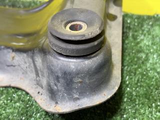 Балка под кпп MITSUBISHI PAJERO V93W 6G72 3 ракурс