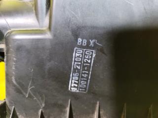 Корпус воздушного фильтра TOYOTA PLATZ NCP12 1NZ-FE 1770521030 3 ракурс Корпус воздушного фильтра TOYOTA PLATZ NCP12 1NZ-FE 1770521030 3 ракурс