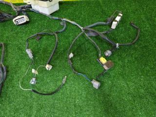 Коса под капот TOYOTA PLATZ NCP12 1NZ-FE 5 ракурс