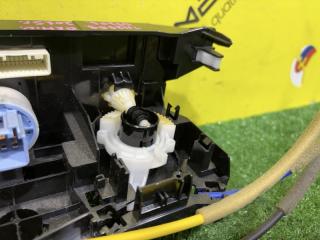 Блок управления климат-контролем MAZDA DEMIO DJ3FS P3-VPS D09W61190 4 ракурс