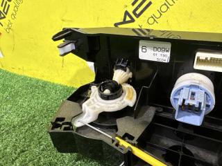 Блок управления климат-контролем MAZDA DEMIO DJ3FS P3-VPS D09W61190 5 ракурс