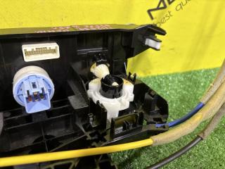 Блок управления климат-контролем MAZDA DEMIO DJ3FS P3-VPS D09W61190 5 ракурс