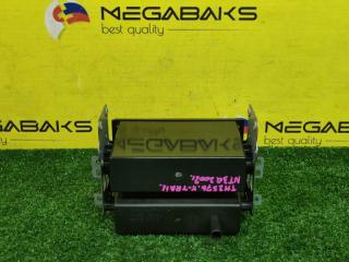 Бардачок NISSAN X-TRAIL NT30 QR20DE 6847535F00 5 ракурс