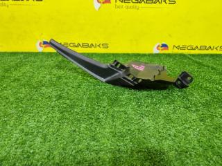 Уголок жабо правый HONDA FIT GE6 L13A 74212TF000 3 ракурс Уголок жабо правый HONDA FIT GE6 L13A 74212TF000 3 ракурс