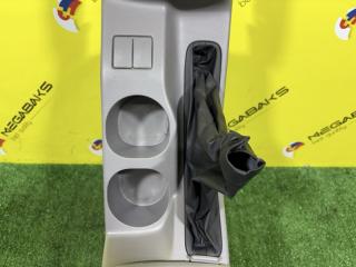 Бардачок между сиденьями SUBARU FORESTER SG5 EJ205 92136FE000 4 ракурс