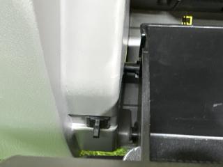 Бардачок SUBARU FORESTER SG5 EJ205 4 ракурс