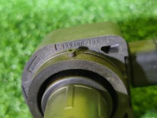 Катушка зажигания HONDA STEP WAGON RK5 R20A 30520RNAA01 4 ракурс