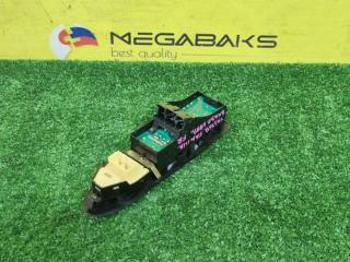 Блок упр. стеклоподьемниками правый передний MAZDA FAMILIA BHA3P B3 B01A66350D 3 ракурс