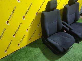 Сидение переднее TOYOTA WISH ZNE14 1ZZ-FE 5 ракурс Сидение переднее TOYOTA WISH ZNE14 1ZZ-FE 5 ракурс