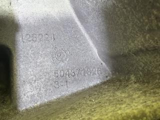 Крепление компрессора кондиционера MITSUBISHI CANTER FEA 4P10 504371326 4 ракурс