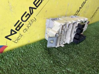Блок предохранителей MITSUBISHI PAJERO V93W 6G72 8637A5 3 ракурс