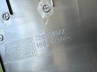 Пластик салона MITSUBISHI PAJERO V93W 6G72 7217A048ZZ 3 ракурс