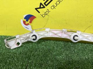 Крепление бампера правое заднее TOYOTA ISIS ANM15 1AZ-FSE 5215544060 5 ракурс