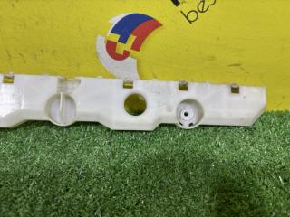 Крепление бампера правое заднее NISSAN ELGRAND TE52 QR25DE 852201JA0A 3 ракурс