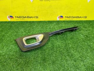 Заглушка бампера левая передняя TOYOTA CROWN AWS210 2AR-FSE 8148230240 3 ракурс