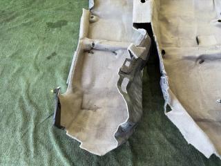 Ковер пола TOYOTA CROWN GS151 1G-FE 585103K101E0 3 ракурс