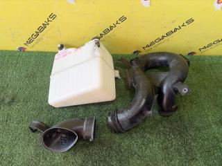 Влагоотделитель TOYOTA VOXY ZRR75 3ZR-FAE 17752-37020 1 ракурс