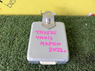 Электронный блок TOYOTA YARIS MXPA10 M15A-FXE 86572-K0010 2 ракурс
