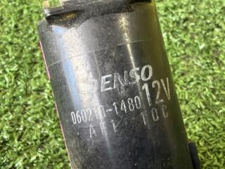 Мотор бачка омывателя MITSUBISHI AIRTREK CU2W 4G63 060210-1480 5 ракурс