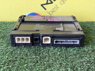 Электронный блок TOYOTA YARIS MXPA10 M15A-FXE 86741-48102 1 ракурс