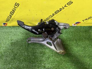 Педаль ручника TOYOTA CROWN AWS210 2AR-FSE 4625030010 5 ракурс Педаль ручника TOYOTA CROWN AWS210 2AR-FSE 4625030010 5 ракурс