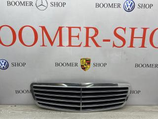 Решетка радиатора передняя Mercedes-Benz S 2000