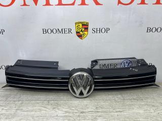 Решетка радиатора передняя Volkswagen Golf 2011