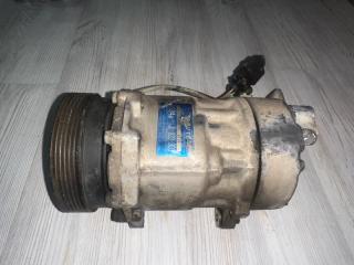 Компрессор кондиционера Volkswagen Polo 1.6 CFNA