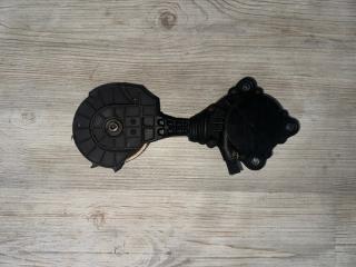 Запчасть натяжитель ремня генератора Peugeot 308 2009