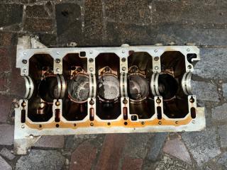 Блок цилиндров XC90 2005 2.5 B5254T2