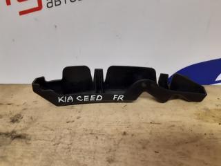 Кронштейн переднего бампера KIA CEED 2011