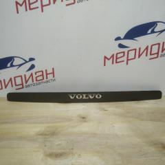 Накладка двери багажника верхняя VOLVO V50 2005