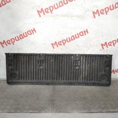 Обшивка двери багажника верхняя NISSAN NAVARA 2008
