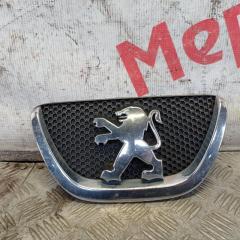 Запчасть эмблема на капот PEUGEOT 207 2008