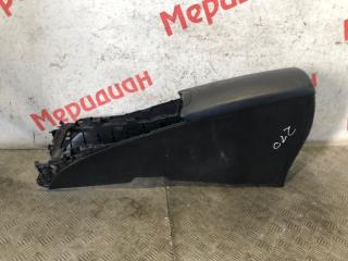 Запчасть подлокотник TOYOTA AVENSIS 2010