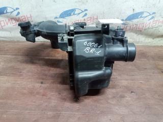 Фото запчасти корпус воздушного фильтра NISSAN JUKE 2010 Б/У запчасть Запчасть корпус воздушного фильтра NISSAN JUKE 2010