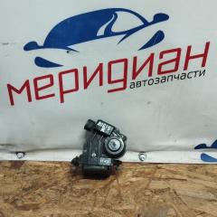 Запчасть замок багажника TOYOTA AURIS 2009