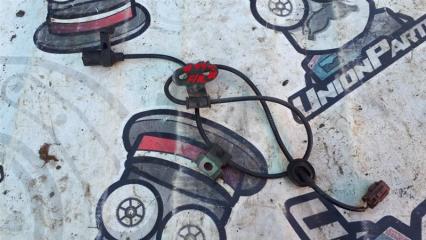 Запчасть датчик abs передний правый SUBARU FORESTER