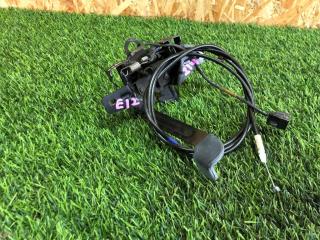 Фото запчасти замок капота NISSAN NOTE 2017 контрактная запчасть Запчасть замок капота NISSAN NOTE 2017