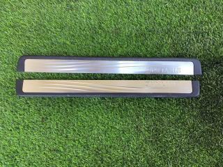 Фото запчасти накладка на порог передняя NISSAN SKYLINE CROSSOVER 2011 контрактная запчасть Запчасть накладка на порог передняя NISSAN SKYLINE CROSSOVER 2011