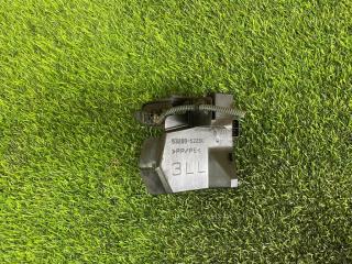 Запчасть дефлектор радиатора левый Toyota AQUA 2015