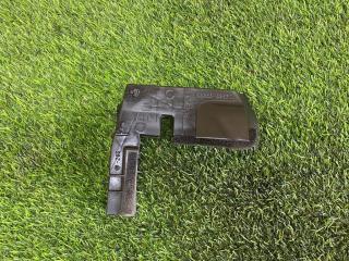 Запчасть дефлектор радиатора Toyota AQUA 2015