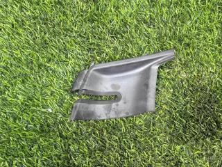 Запчасть уголок жабо правый Suzuki Jimny 2013