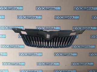 Решетка радиатора Fabia 2 2010-2015 рест